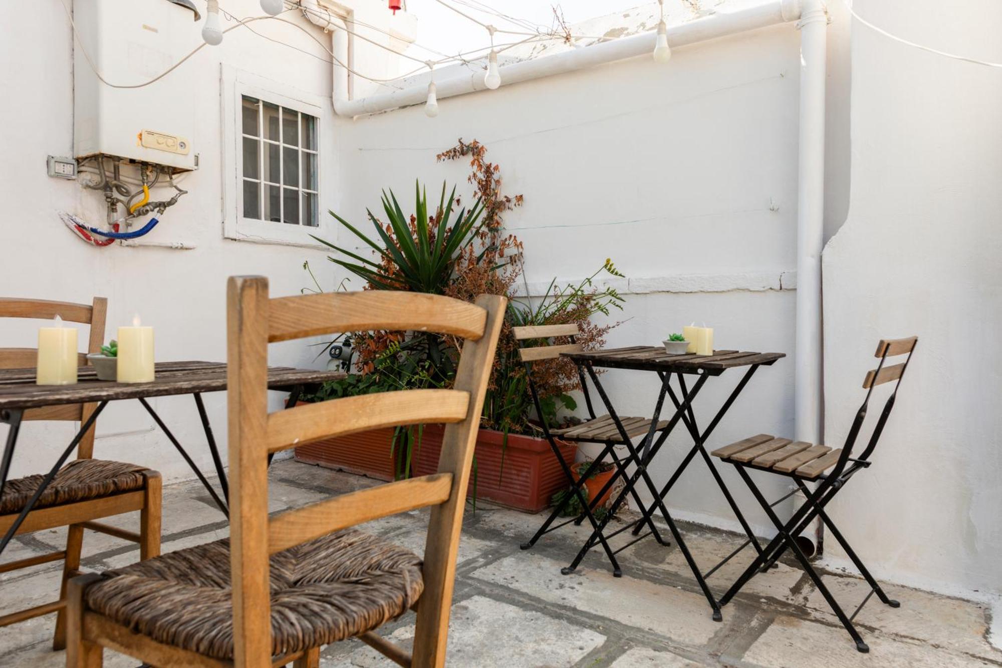 Bari Landlord 71 - Central Rooms Exterior photo
