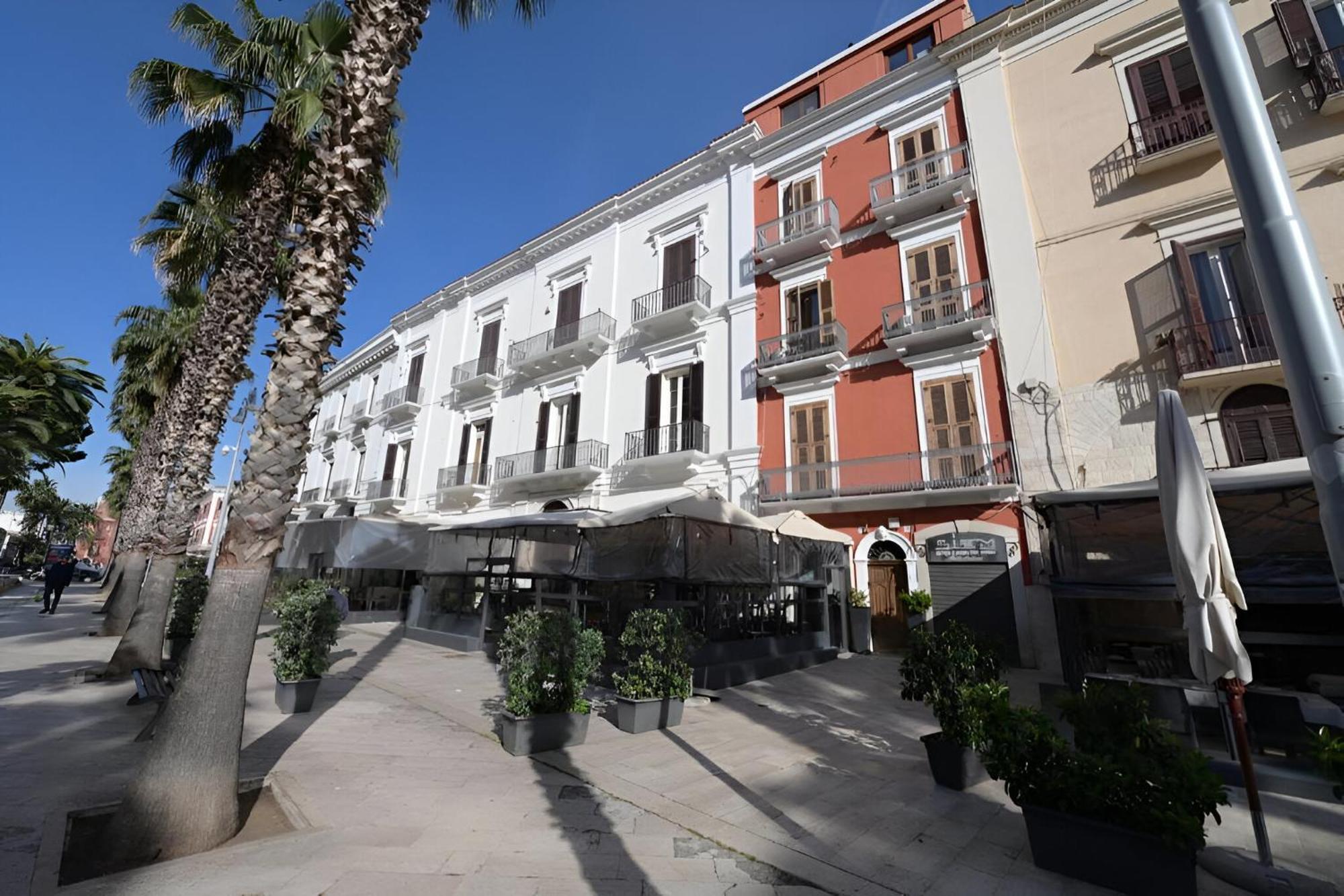 Bari Landlord 71 - Central Rooms Exterior photo